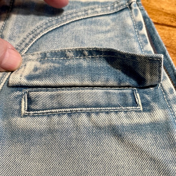 Some Days Lovin Denim Short Skirt Sz 24 Side Zip Light-Wash S924-210 - Picture 6 of 9